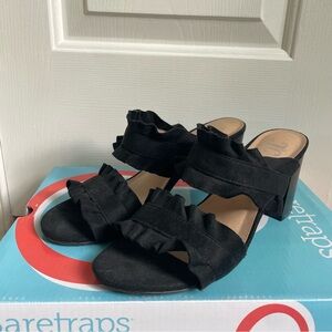 Journee Collection JC Black Ruffle Open Toe Slip On Heels, Women’s Size 7